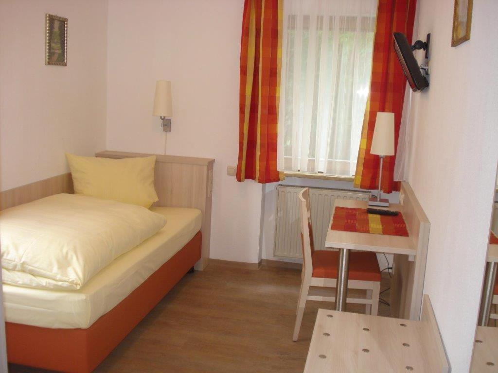 Hotel-Gasthof Bub Zirndorf Habitación foto